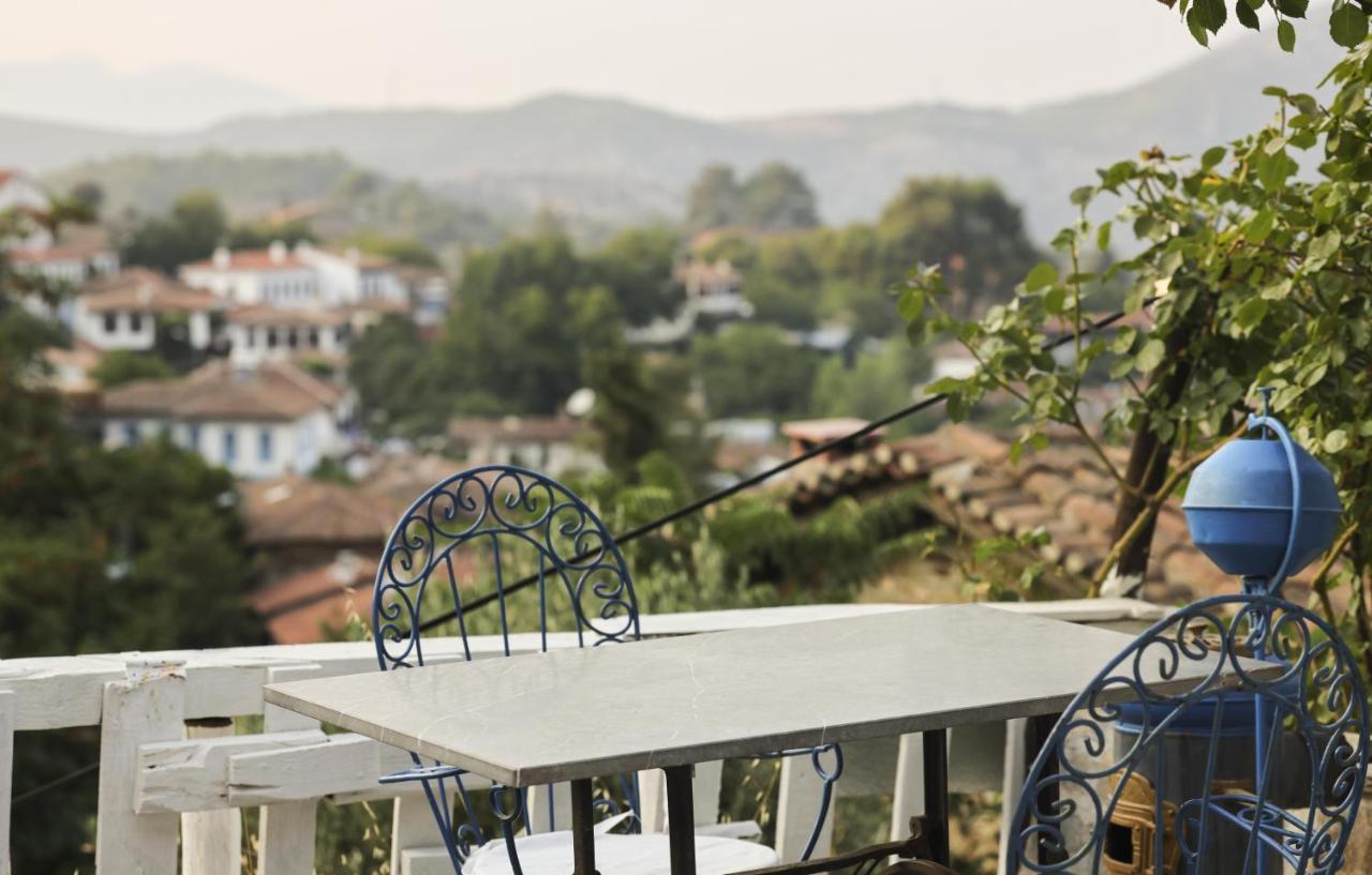 Nikbin Yamac Pansiyon Selcuk ภายนอก รูปภาพ