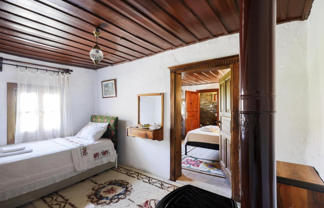 Nikbin Yamac Pansiyon Selcuk ภายนอก รูปภาพ