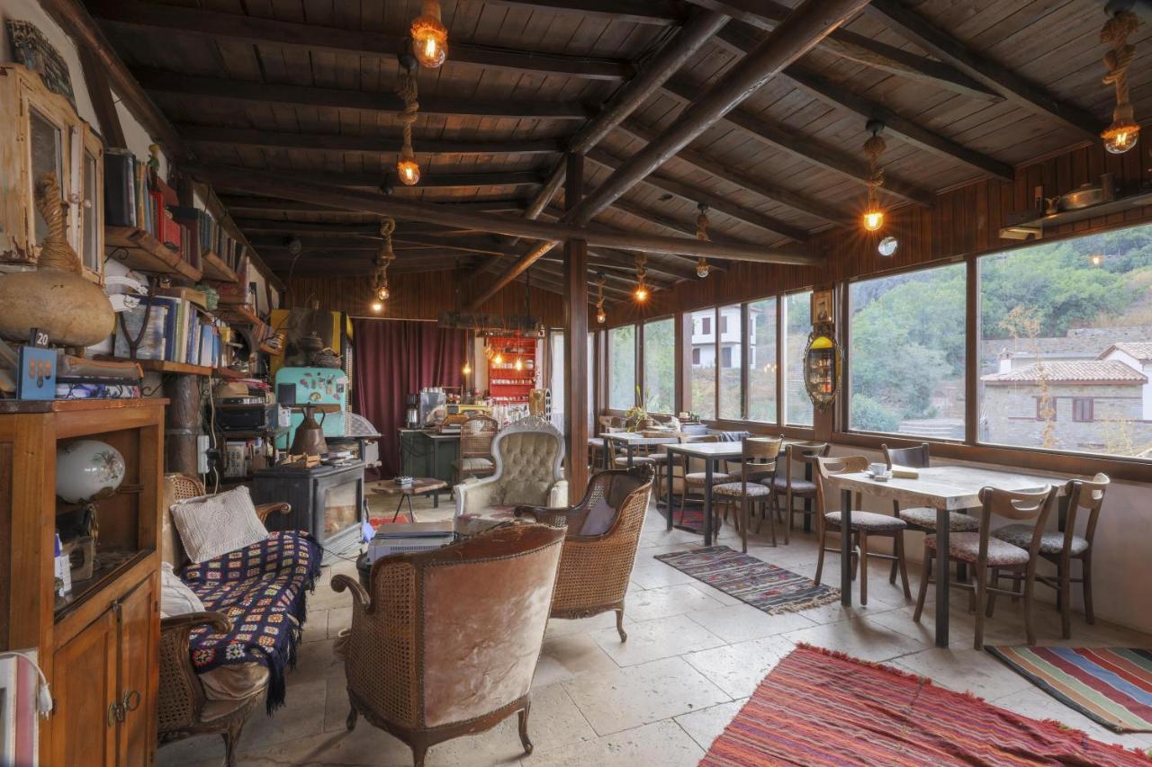 Nikbin Yamac Pansiyon Selcuk ภายนอก รูปภาพ